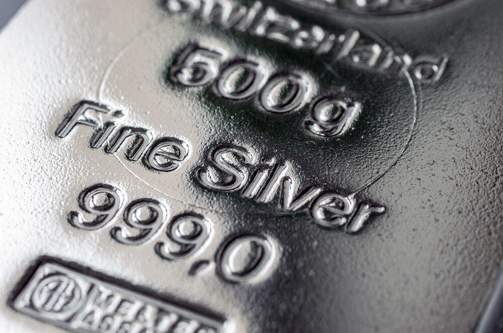 silber-barren-nahaufnahme-silber-500-gramm Silberbarren nahdran