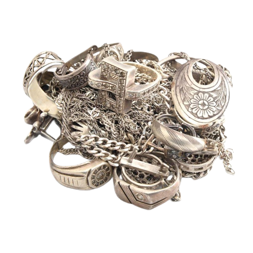 Silberschmuck als Beispiel für den Verkauf bei der Moroder Scheideanstalt