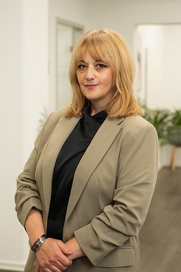 Mitarbeiterfoto von Julia De Grazia aus dem Marketing