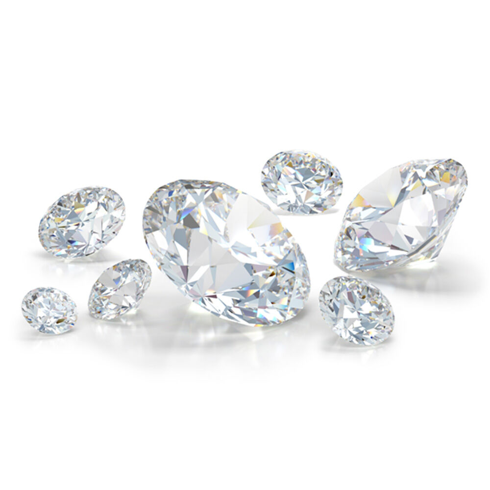 Klare Diamanten in unterschiedlichen Schliffformen als Beispiele für die Diamantbewertung