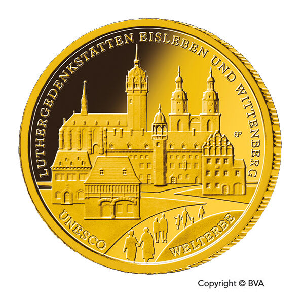 Goldeuro 100 € 2017 Martin Luther Goldeuro 100 Euro Goldmünze von 2017 zeigt die Bildseite der Luthergedenkstätten Eisleben und Wittenberg bei der Moroder Scheideanstalt